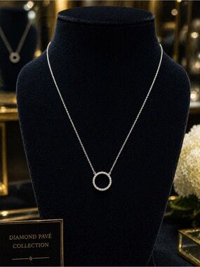 Diamond Pavé Circle Pendant Necklace - Silver